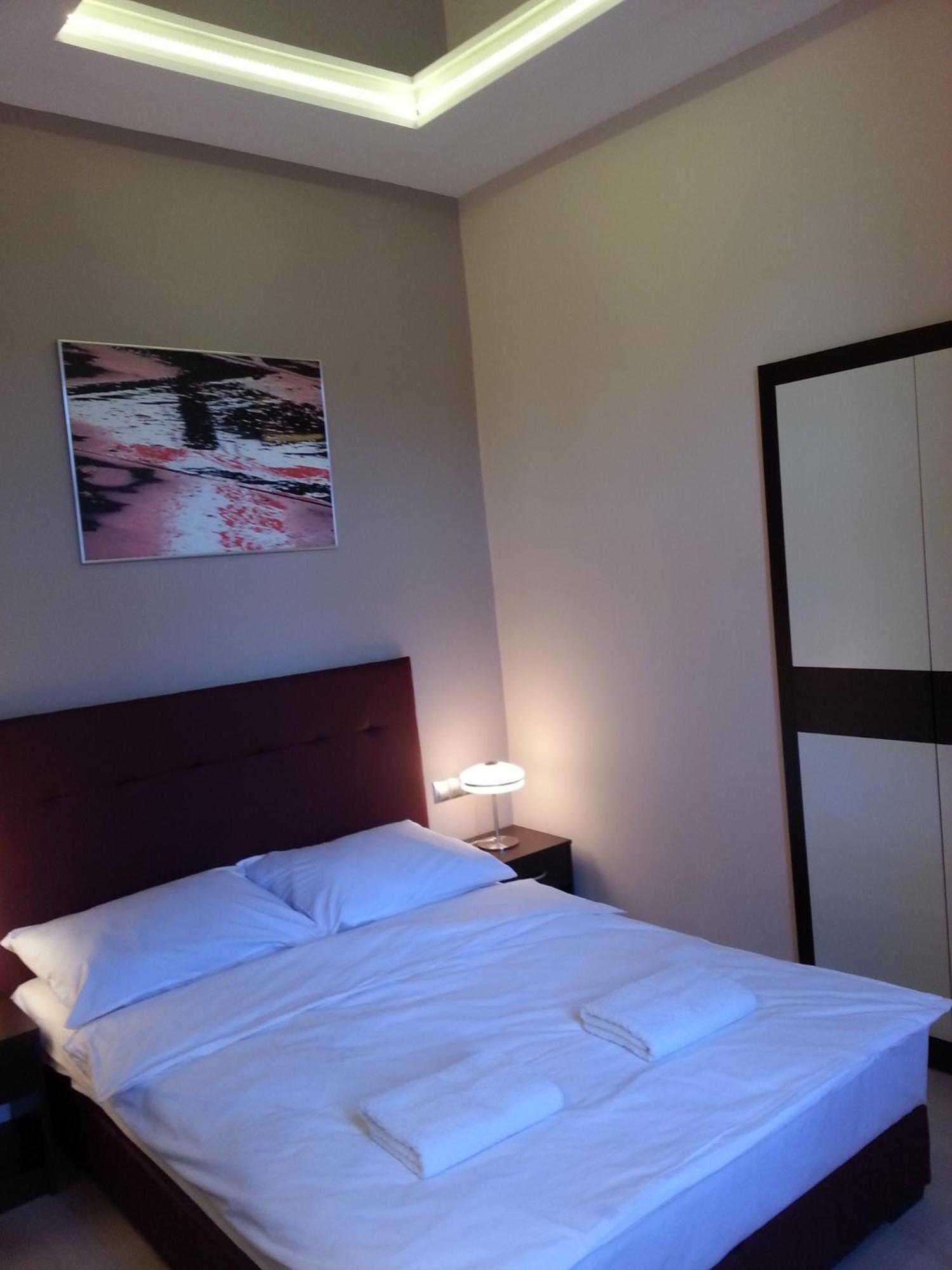 Mirror Pink Studio Apartment Cracovia Habitación foto